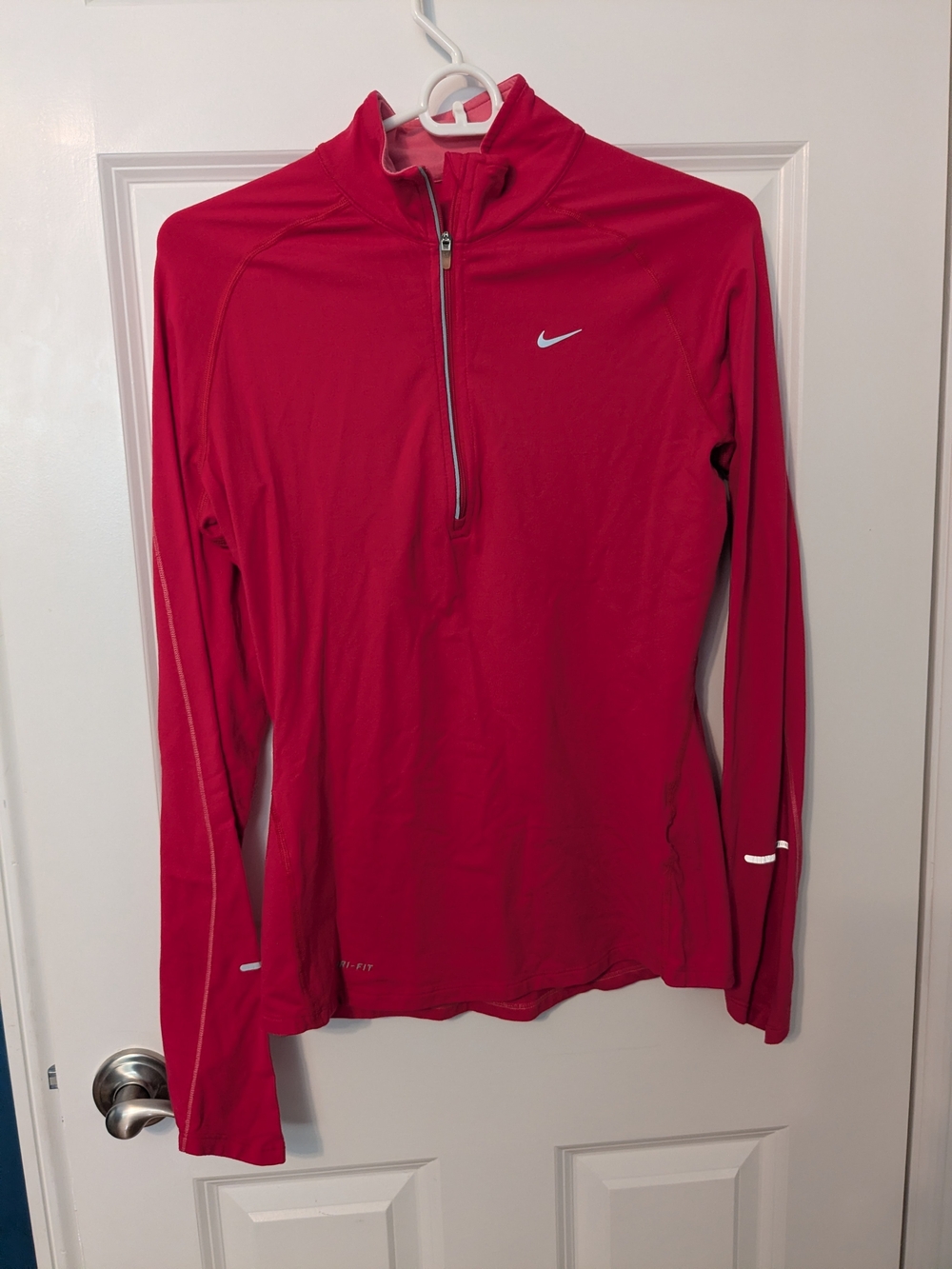 Nike Women’s Half-Zip Long Sleeve Athletic Top